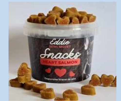 DP S.Moist HEART SALMON 700g
